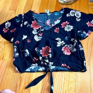 Mudd floral front tie blouse